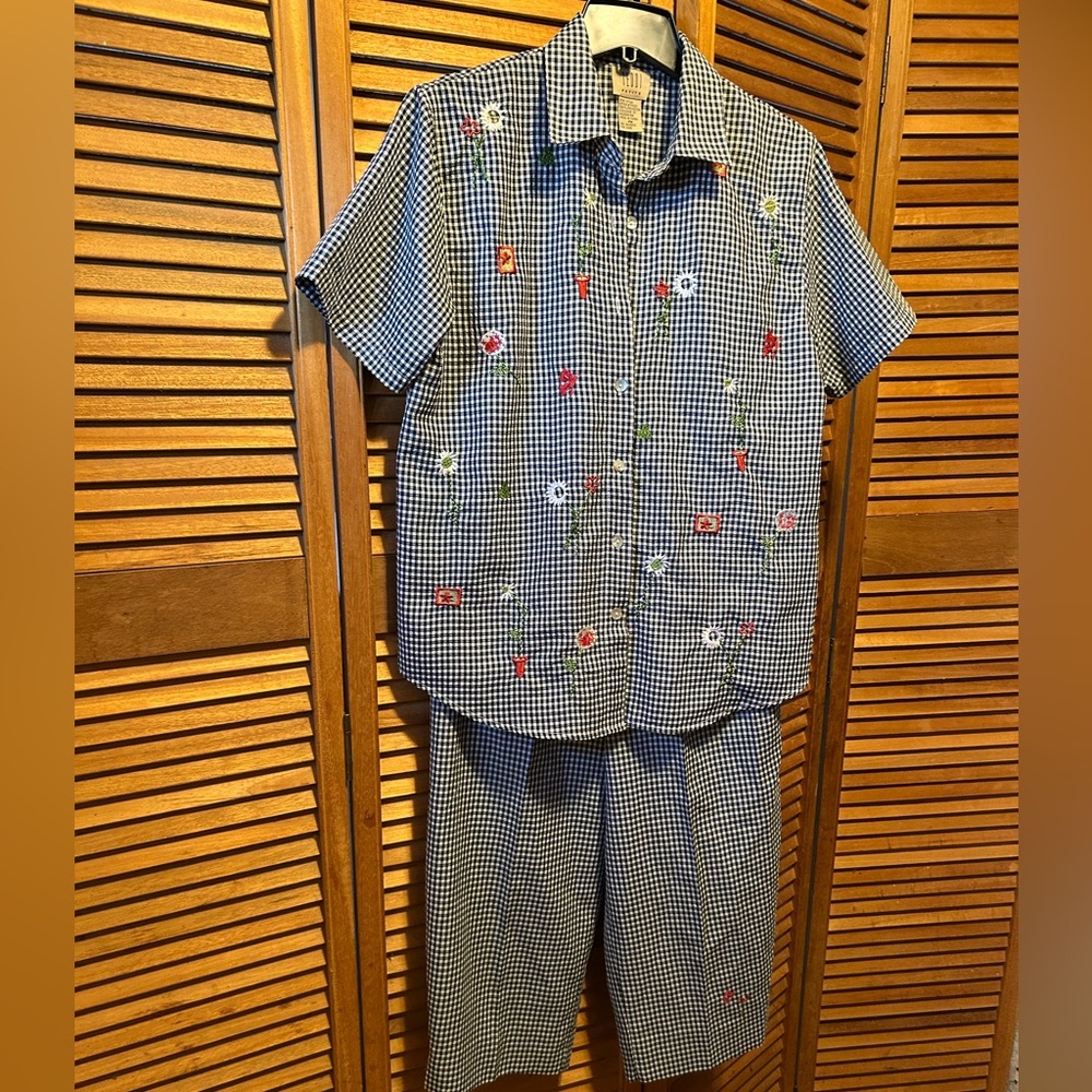 Teddi Petite Navy Blue & White Seersucker Gingham Shirt & Capris with Appliqués